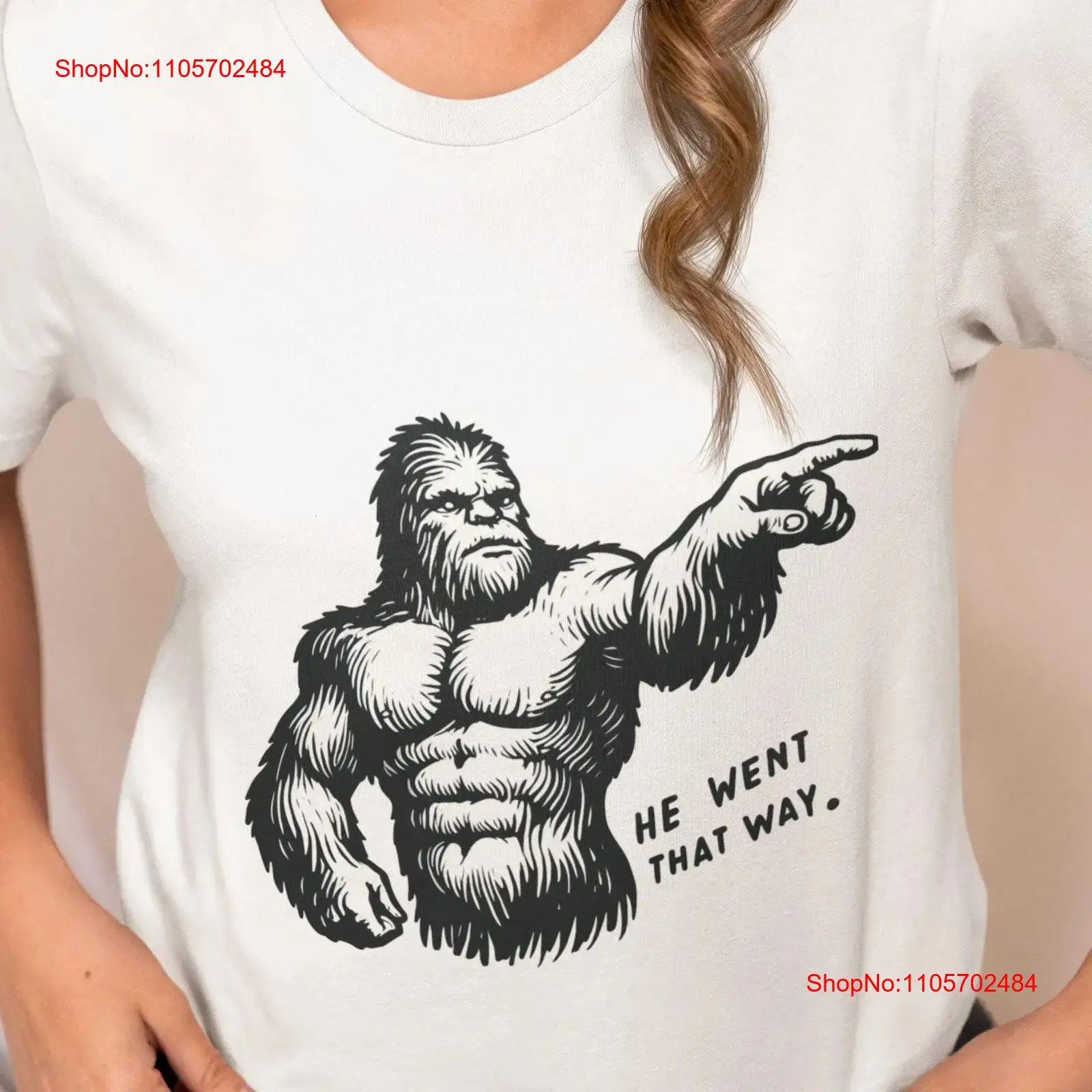 Outdoor Adventure Ideas - Muscular Bigfoot T-Shirt, lustiges Sasquatch-T-Shirt „He